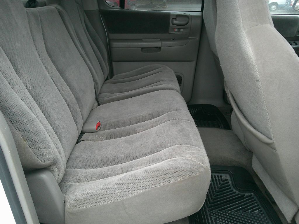 2002 Dodge Dakota SLT photo
