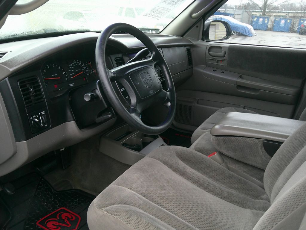 2002 Dodge Dakota SLT photo