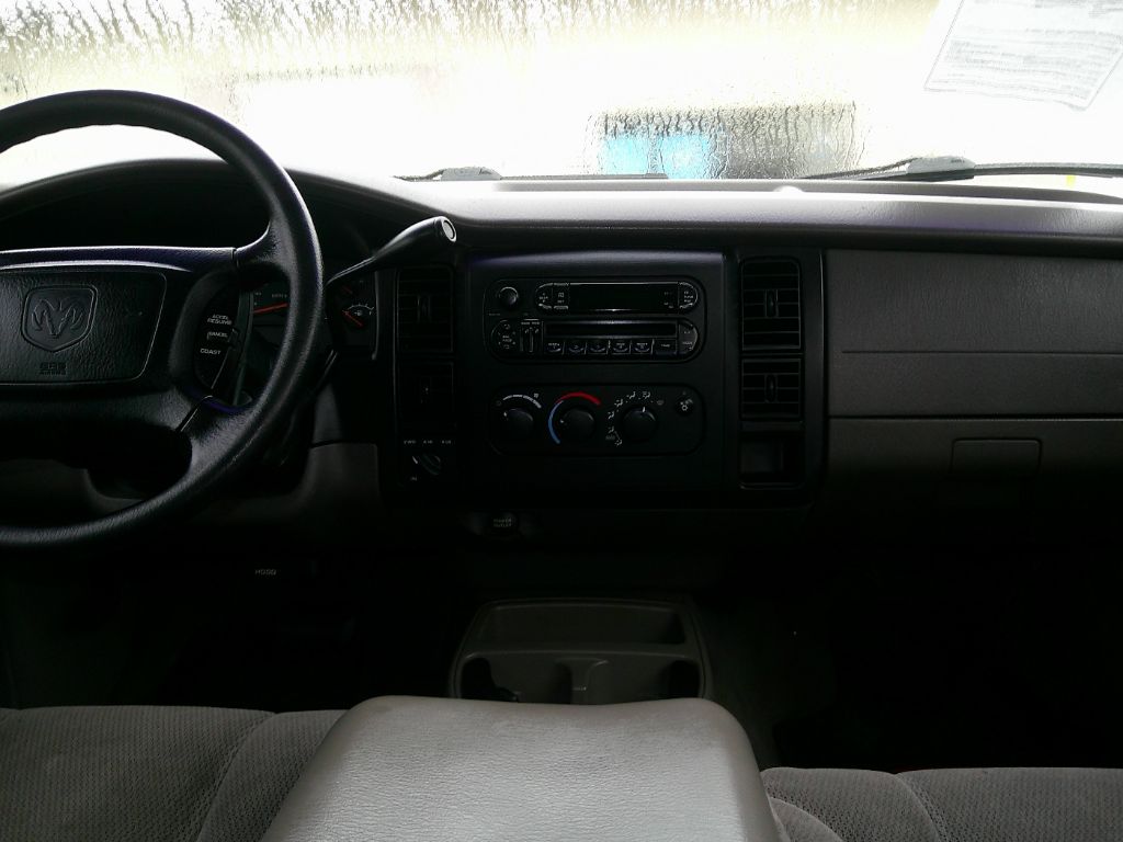 2002 Dodge Dakota SLT photo
