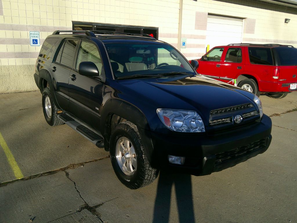 2003 Toyota 4Runner SR5 photo