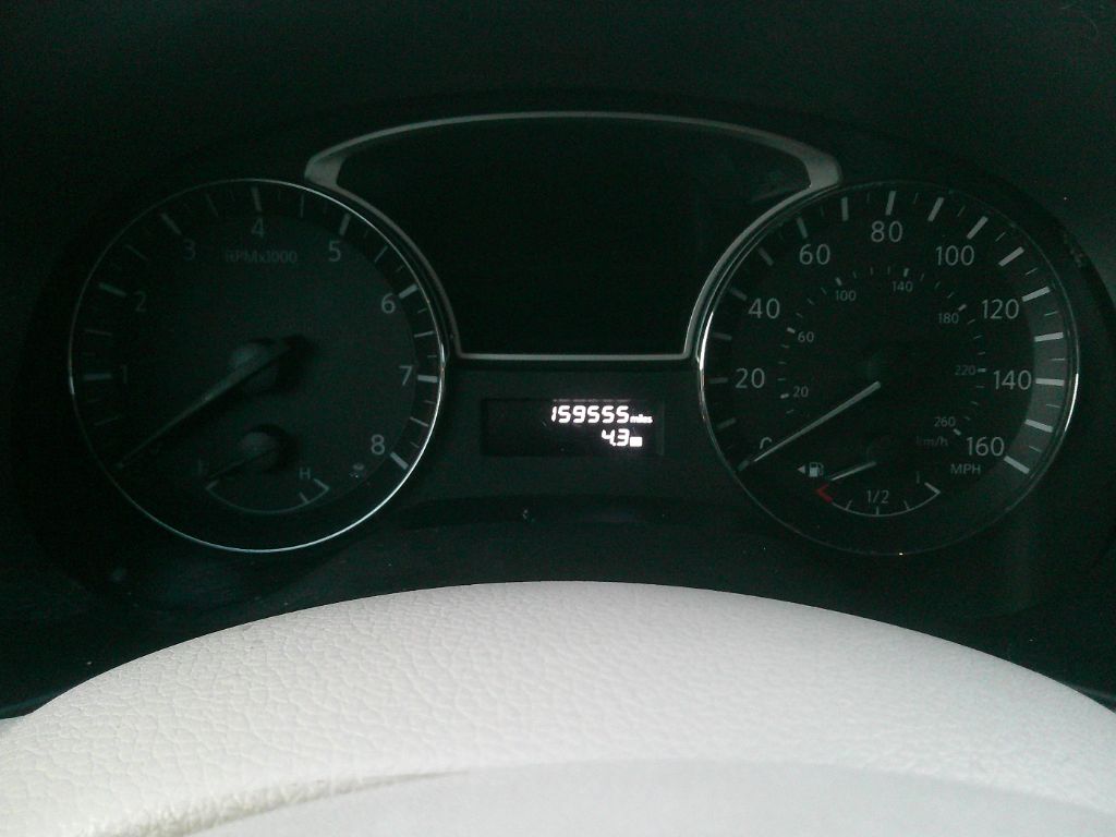 2013 Nissan Pathfinder S photo
