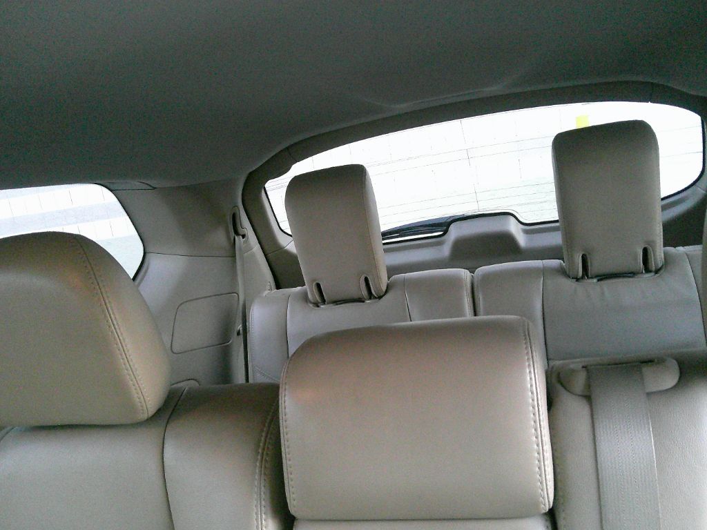 2013 Nissan Pathfinder S photo