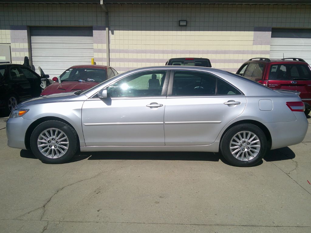 2011 Toyota Camry photo