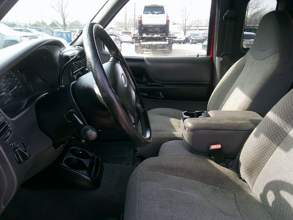 2002 Ford Ranger XL photo
