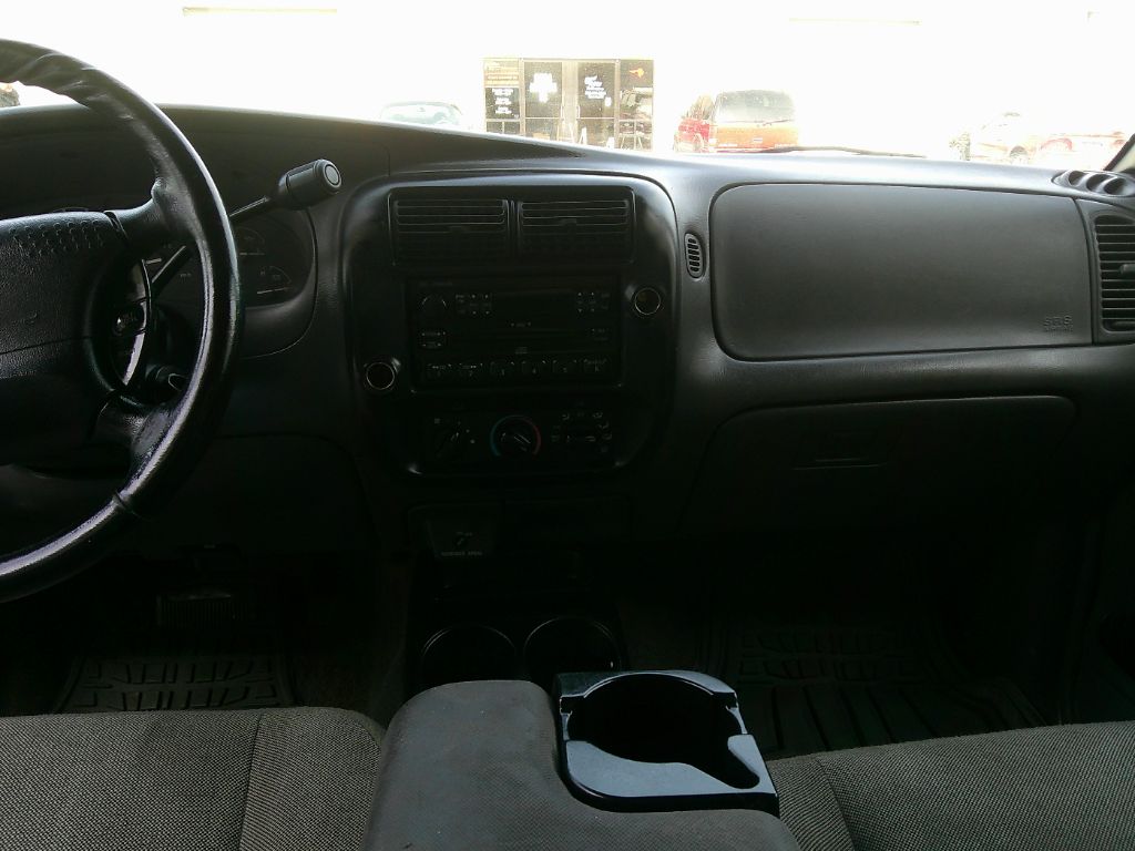 2002 Ford Ranger XL photo