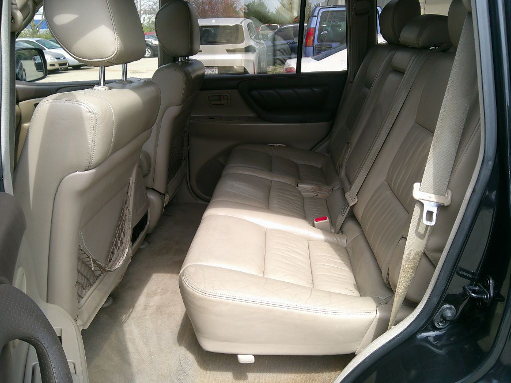 2000 Toyota Land Cruiser photo