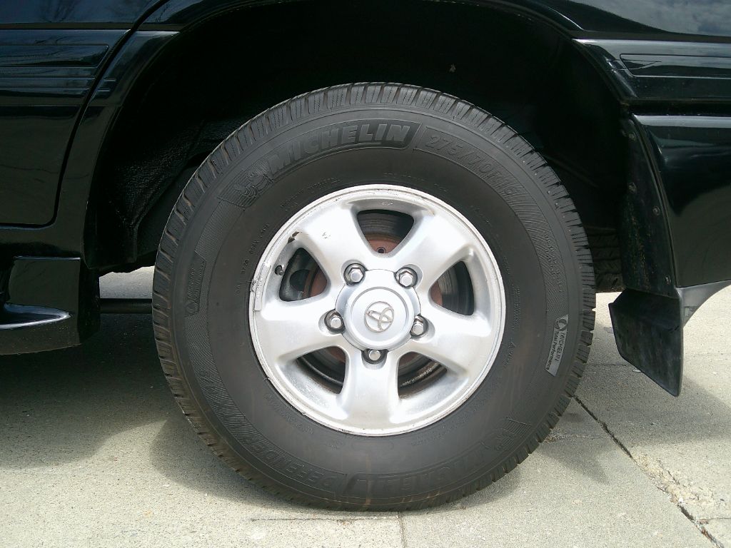 2000 Toyota Land Cruiser photo