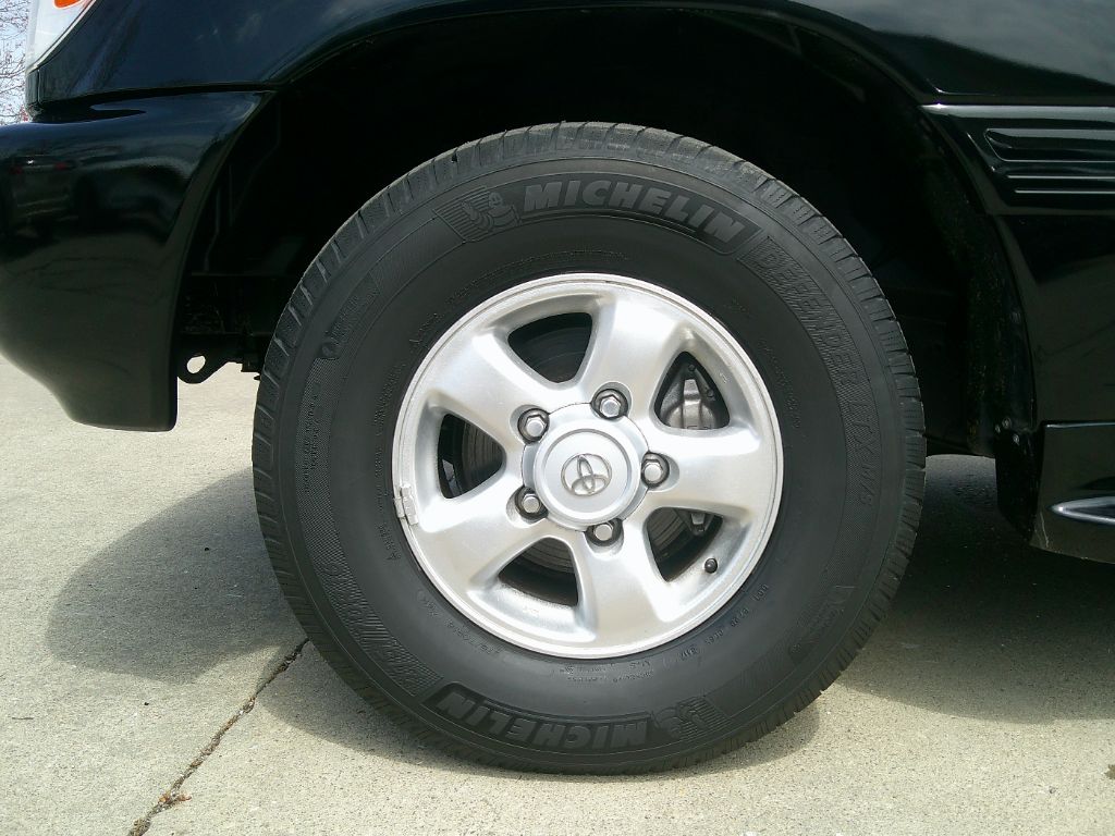 2000 Toyota Land Cruiser photo