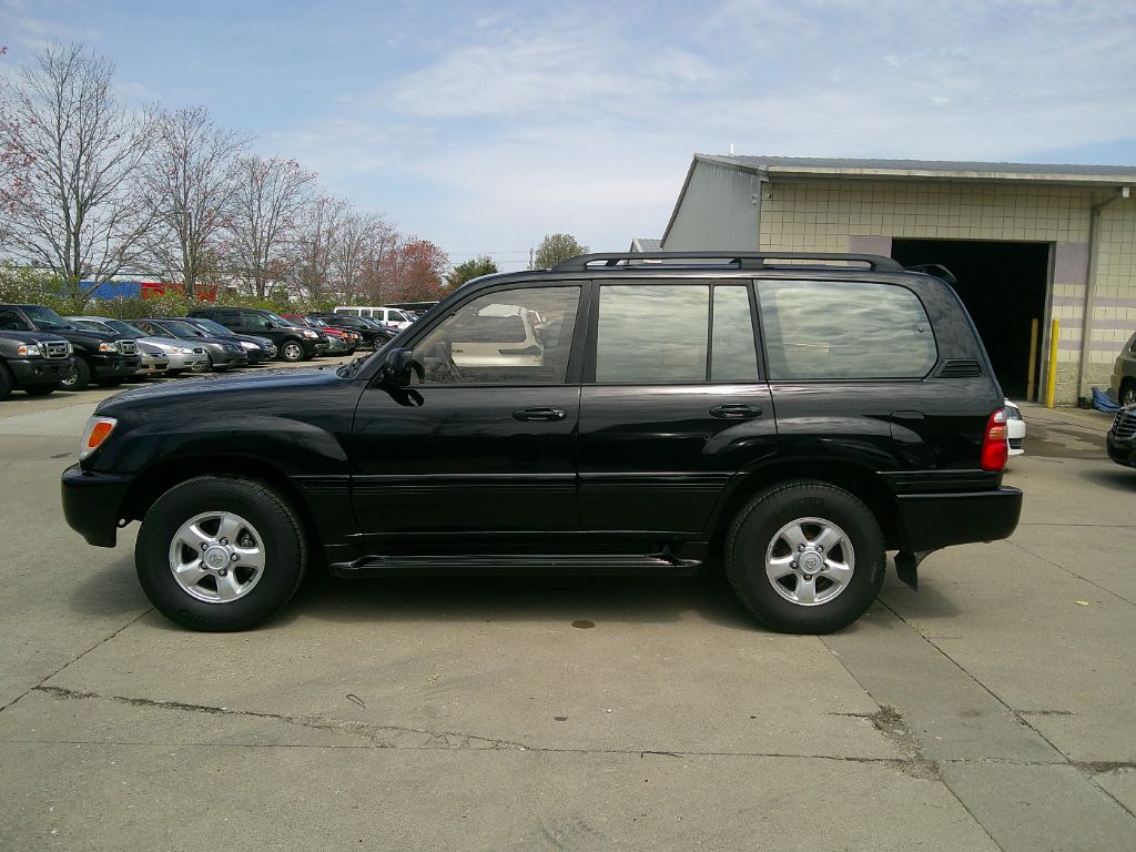 2000 Toyota Land Cruiser photo