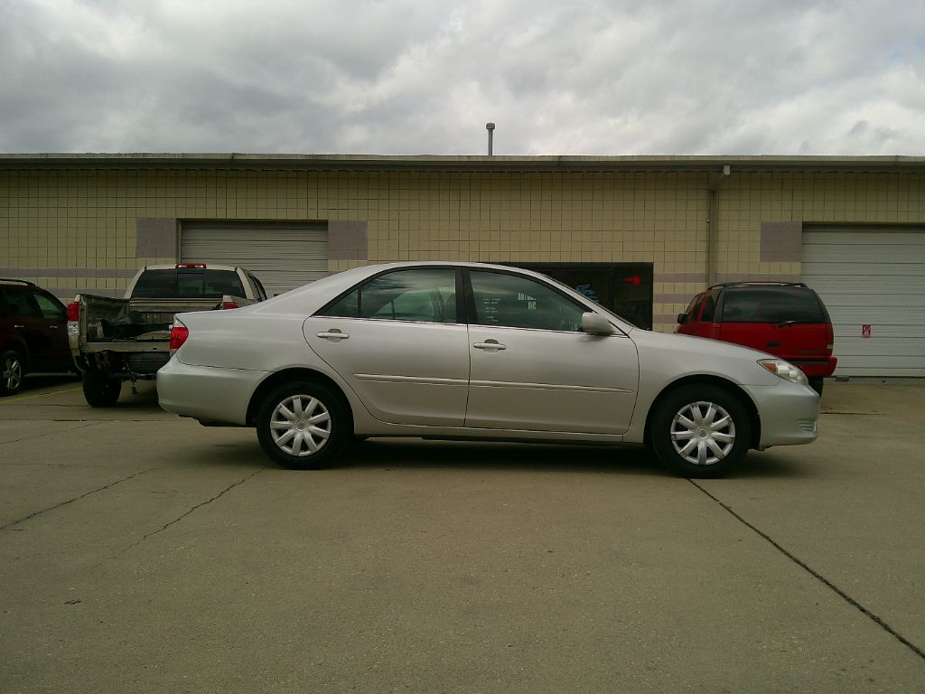 2005 Toyota Camry Standard photo