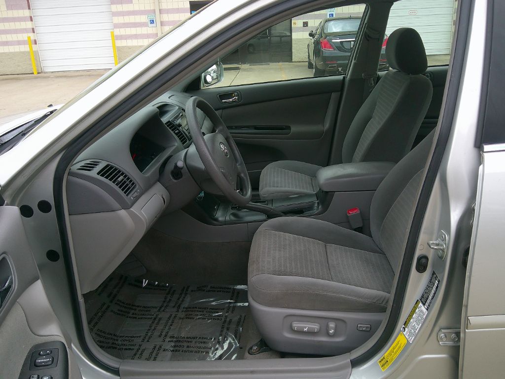 2005 Toyota Camry Standard photo