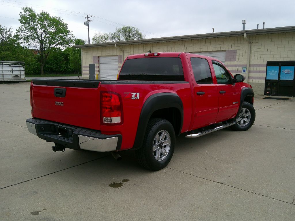 2011 GMC Sierra 1500 SLE photo