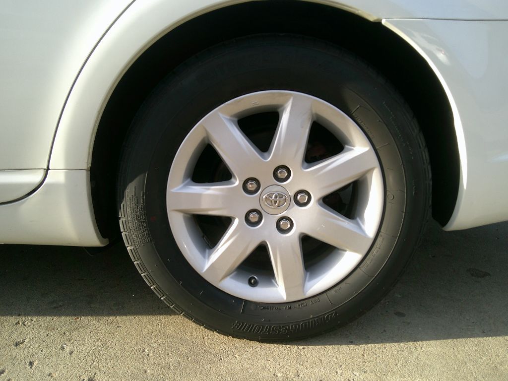 2005 Toyota Avalon XL photo