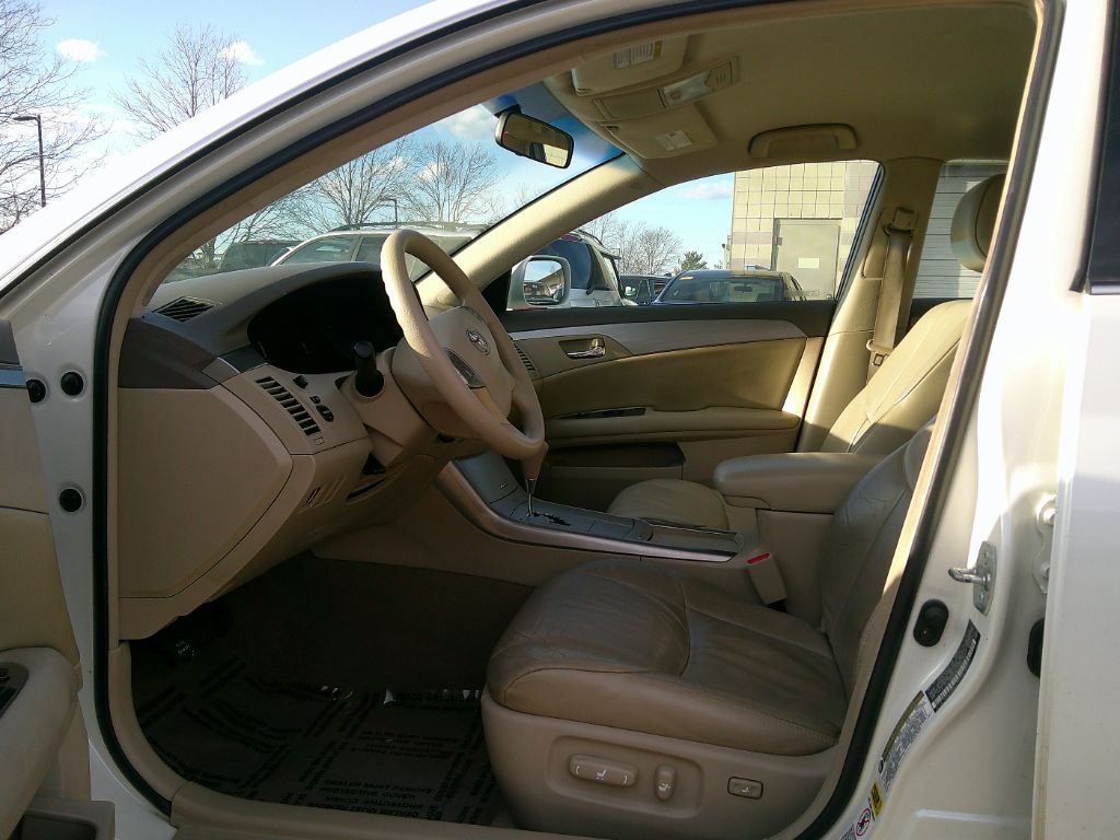 2005 Toyota Avalon XL photo
