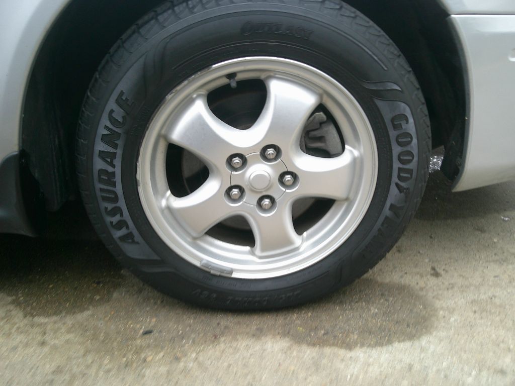 2004 Ford Taurus SE photo