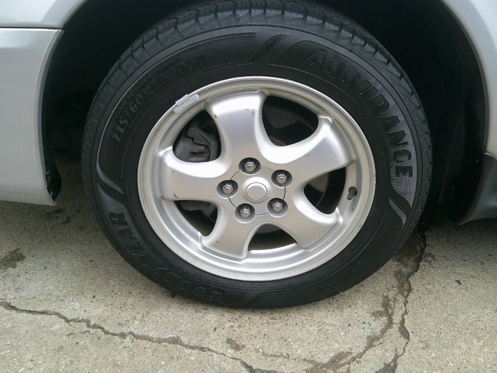 2004 Ford Taurus SE photo