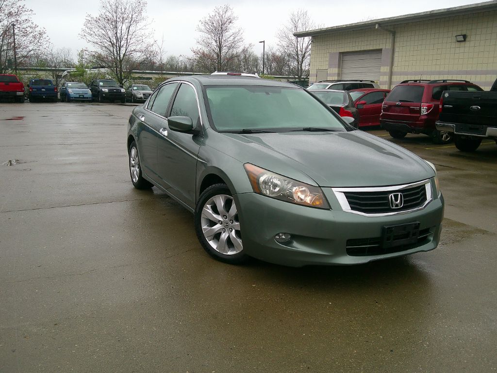 2010 Honda Accord EX-L V6 photo
