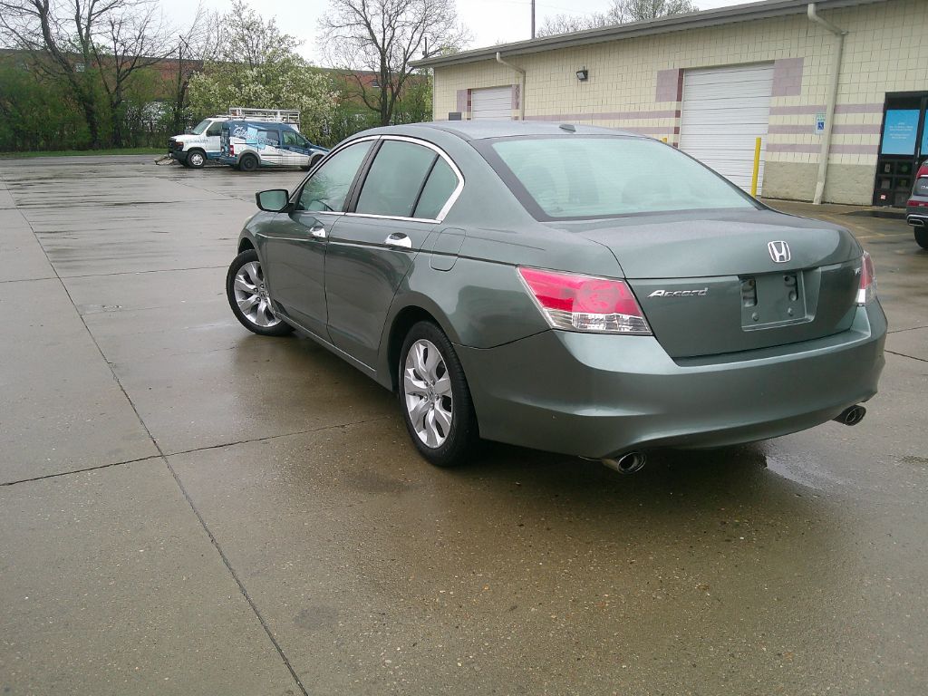 2010 Honda Accord EX-L V6 photo