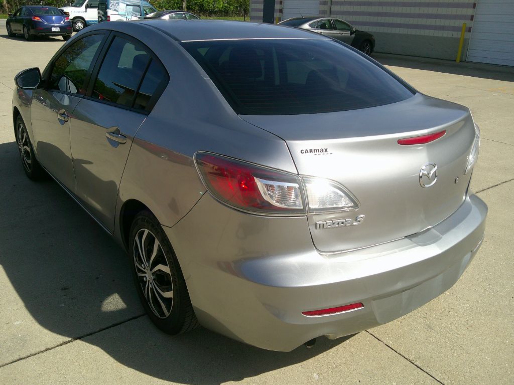 2012 Mazda Mazda3 i Sport photo