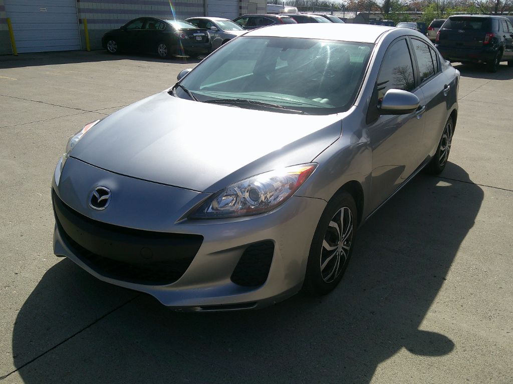 2012 Mazda Mazda3 i Sport photo