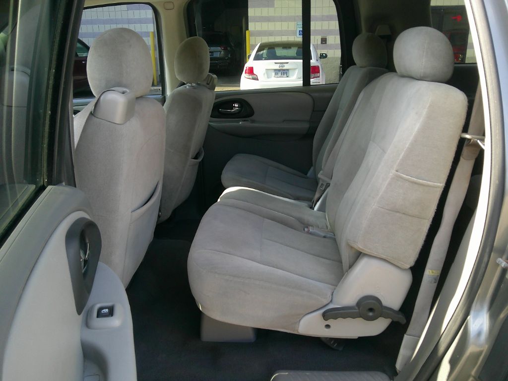2005 Chevrolet SLX LS photo