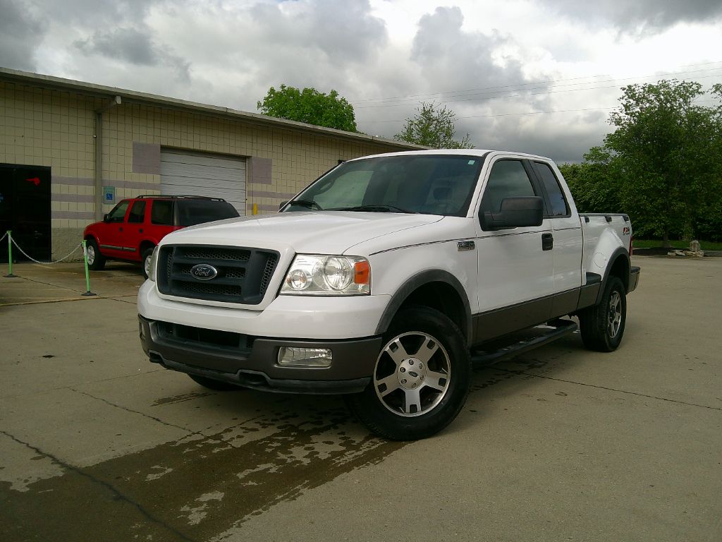 2005 Ford F-150 STX photo