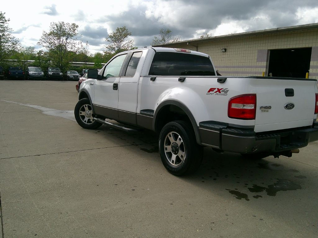 2005 Ford F-150 STX photo