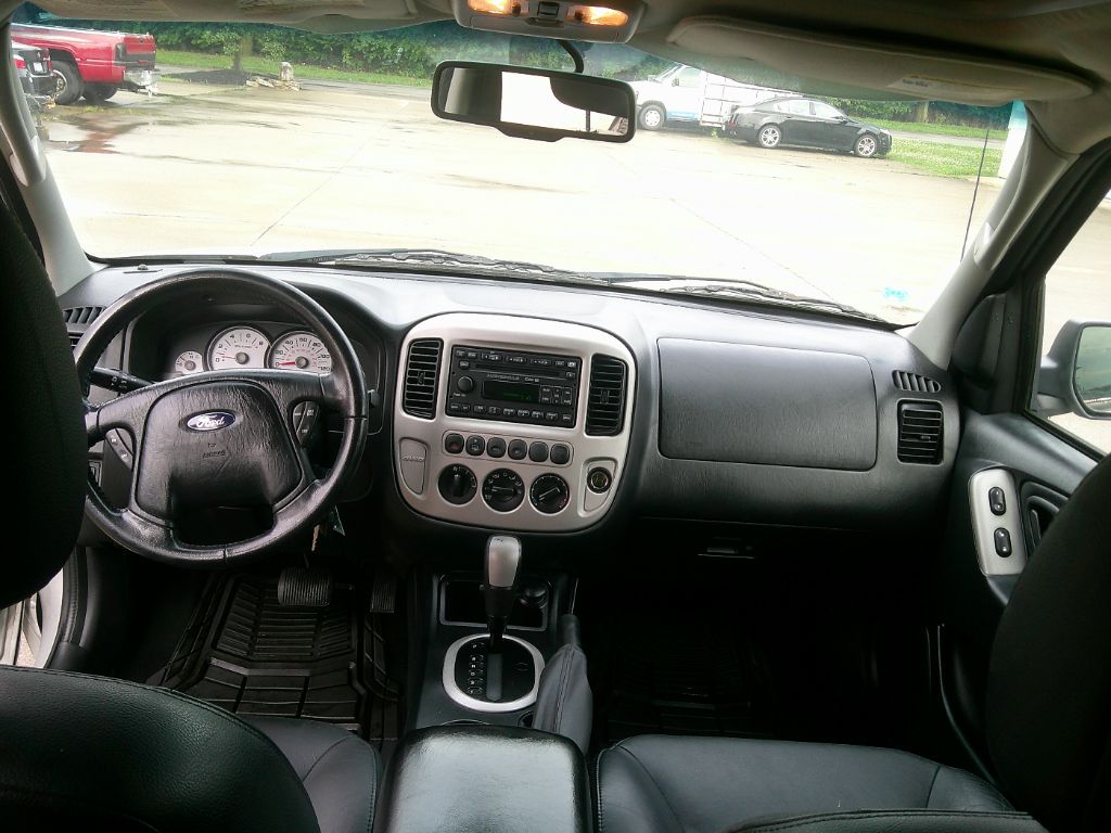 2007 Ford Escape Limited photo