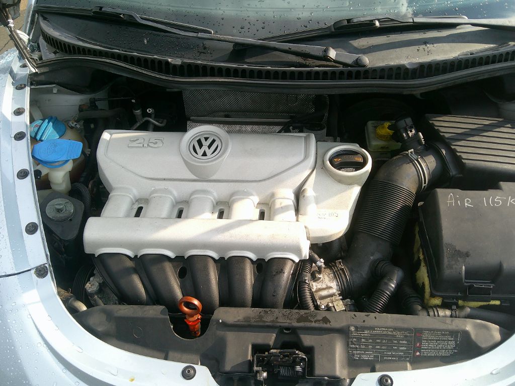 2010 Volkswagen Beetle - $7,497