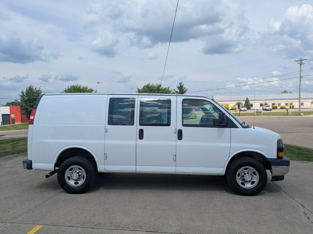 2019 Chevrolet Express - $14,997