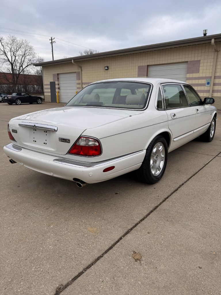 2001 Jaguar Vanden Plas - $18,997