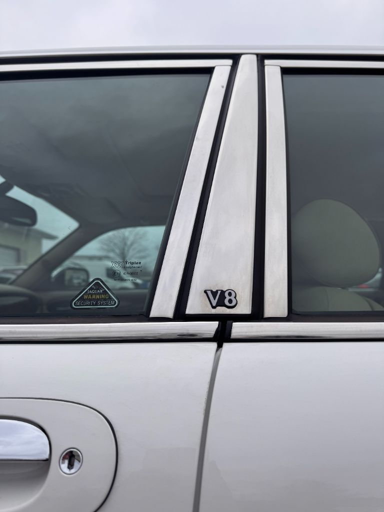 2001 Jaguar Vanden Plas - $18,997