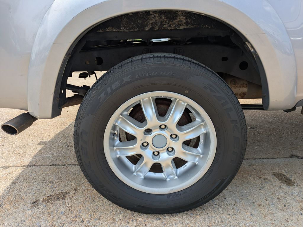 2004 Toyota Tundra - $12,997