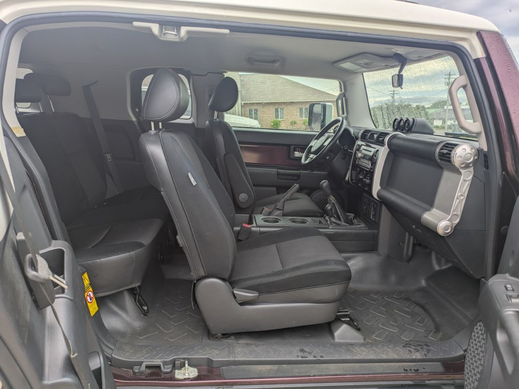 2007 Toyota FJ Cruiser - $14,497