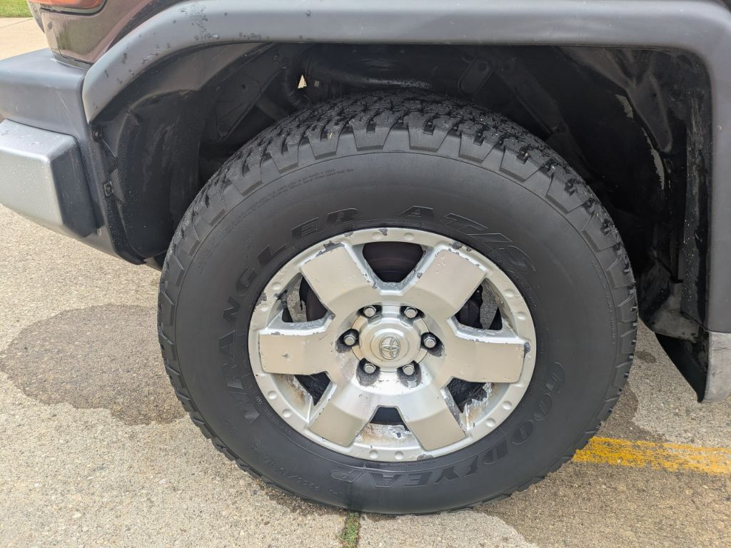 2007 Toyota FJ Cruiser - $14,497