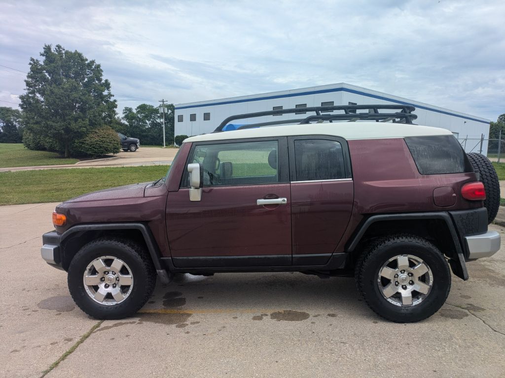 2007 Toyota FJ Cruiser - $14,497