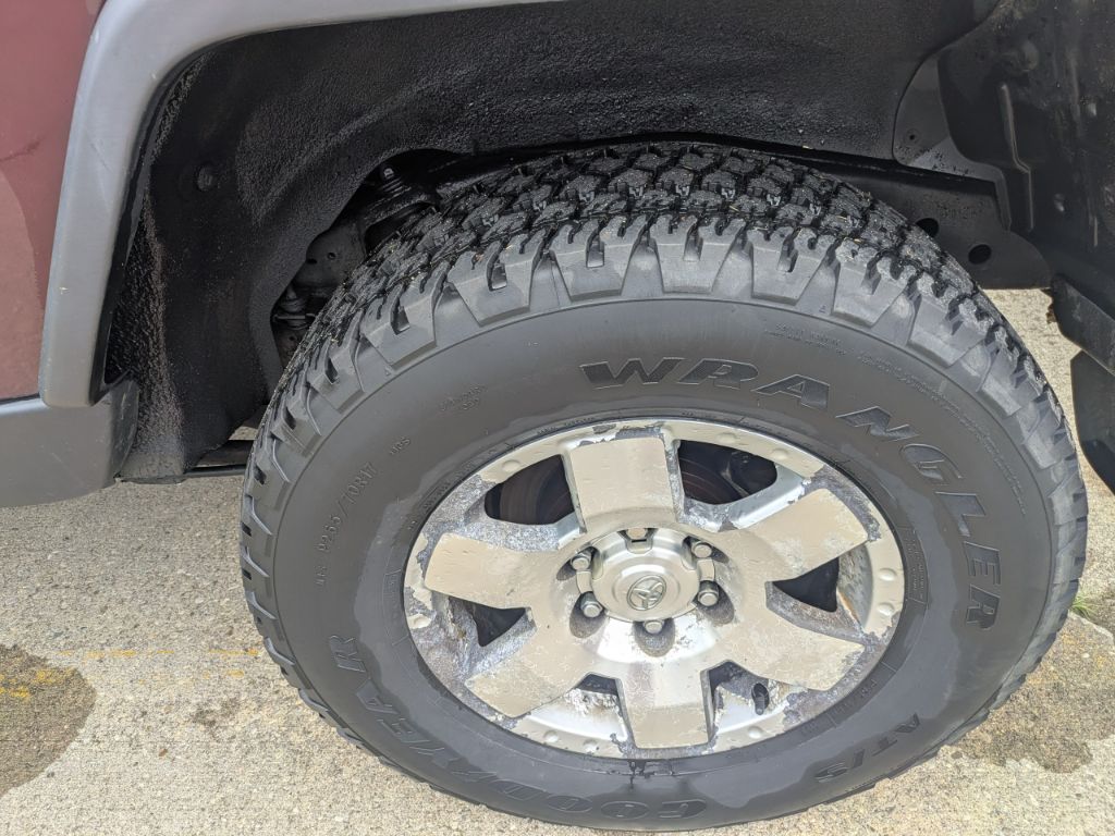 2007 Toyota FJ Cruiser - $14,497