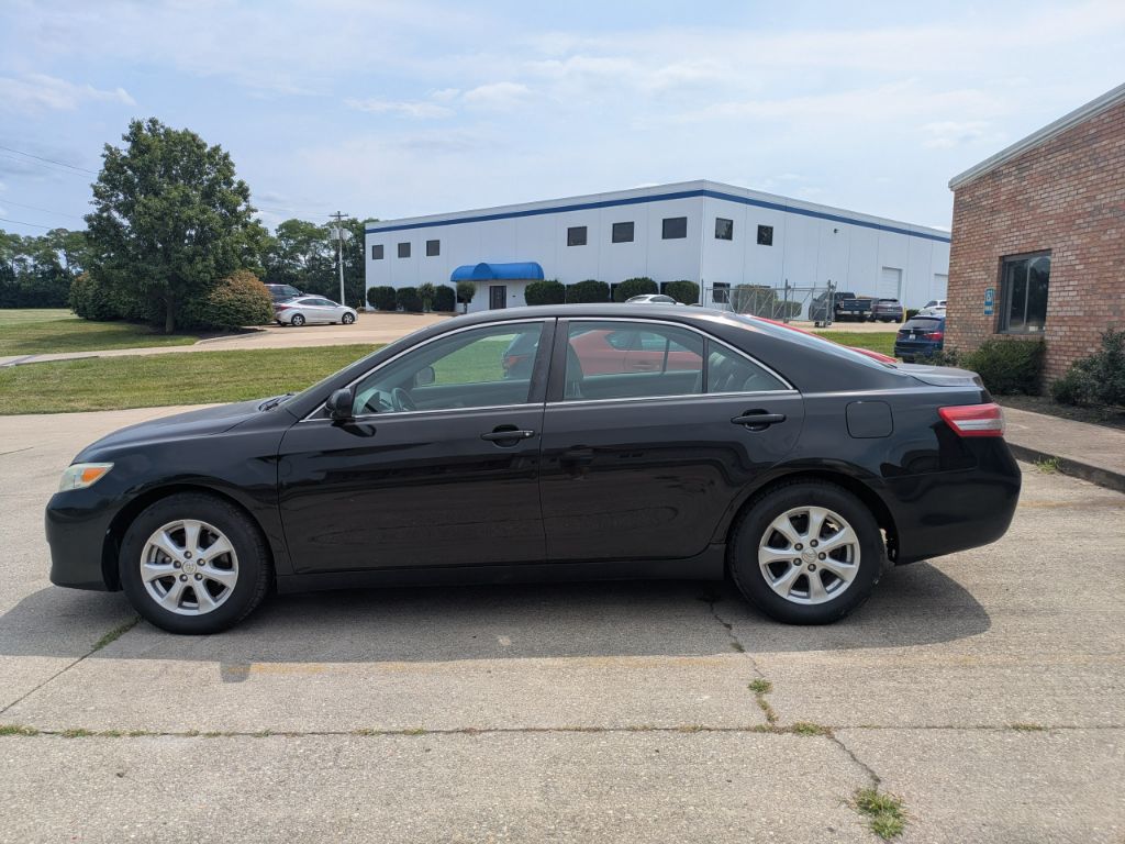 2011 Toyota Camry - $8,995