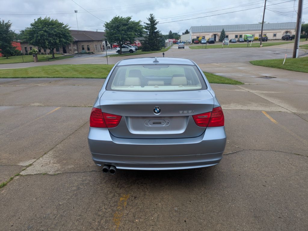 2011 BMW 328i - $10,497