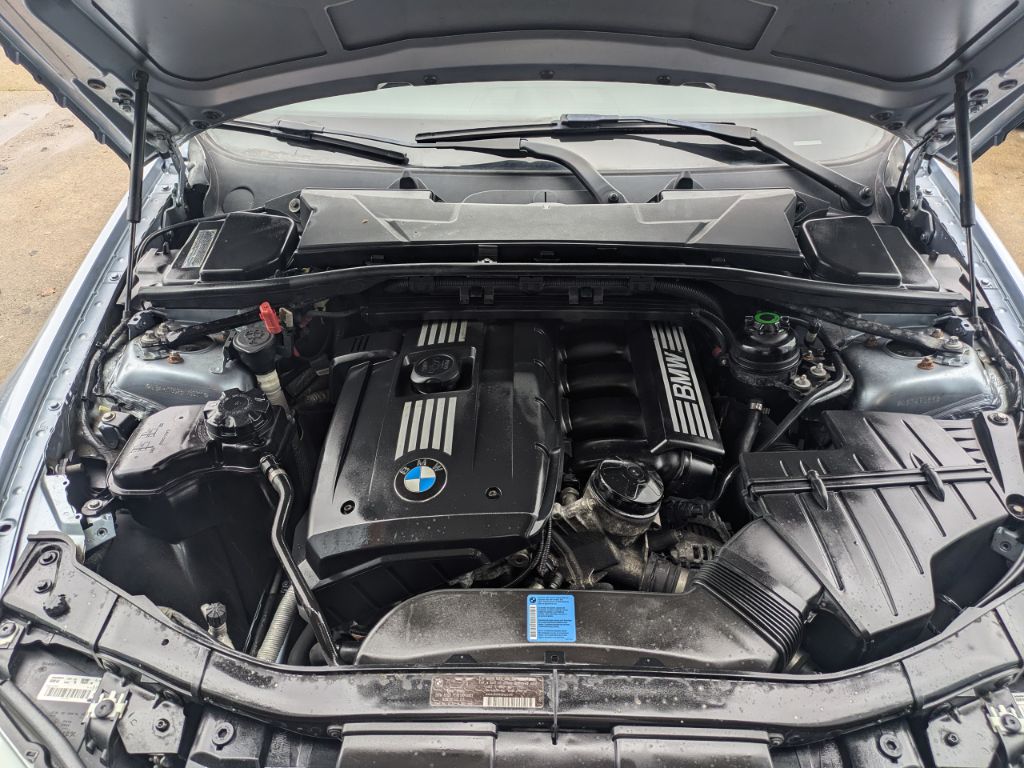 2011 BMW 328i - $10,497