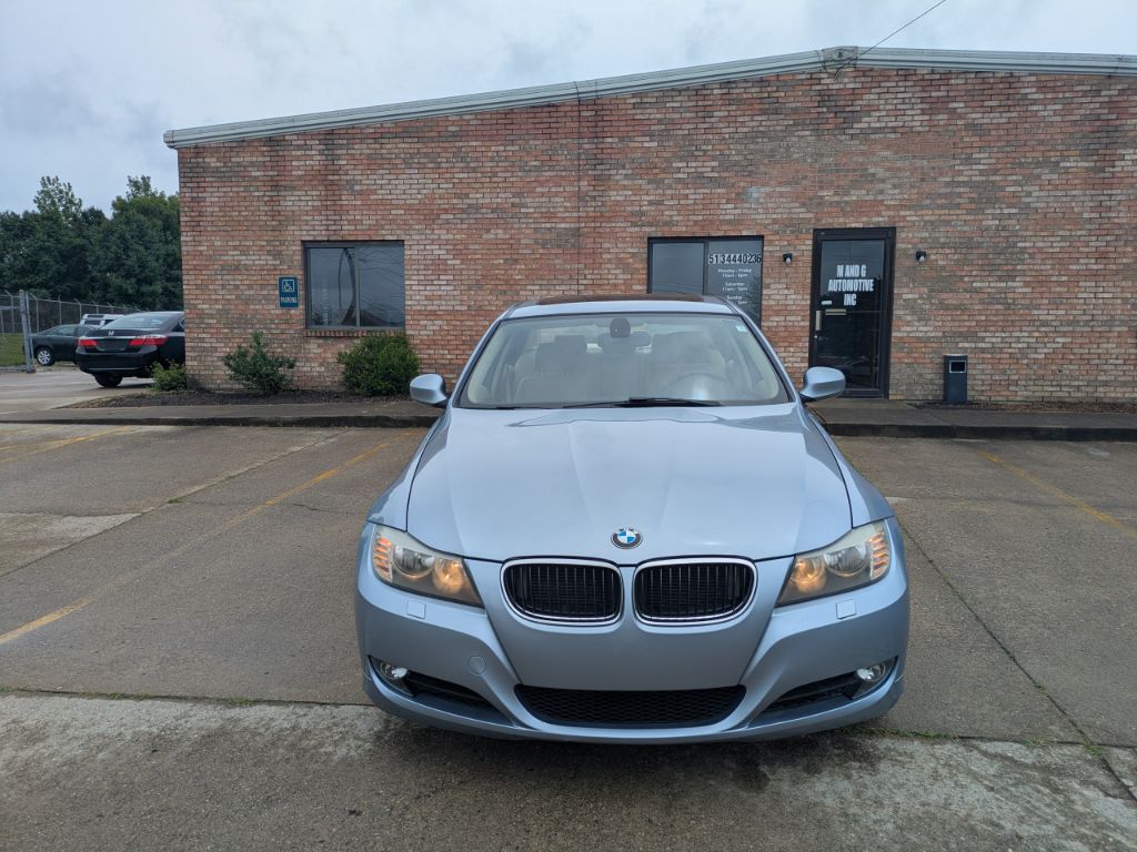 2011 BMW 328i - $10,497