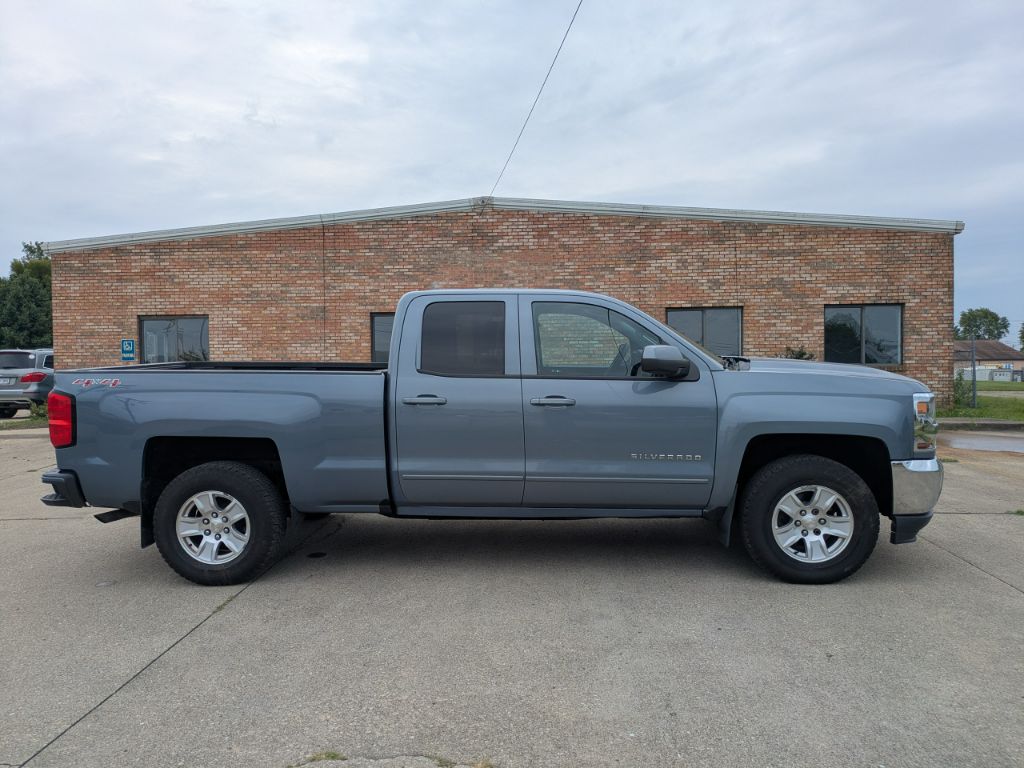 2016 Chevrolet Silverado 1500 - $16,995