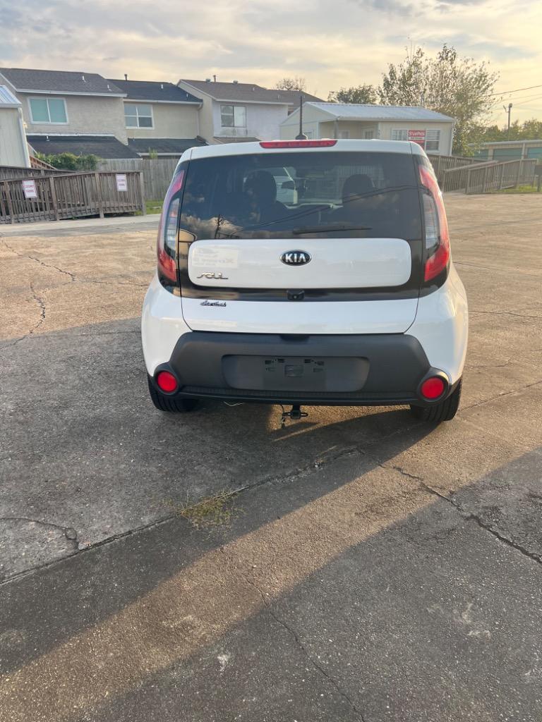 2015 Kia Soul + photo