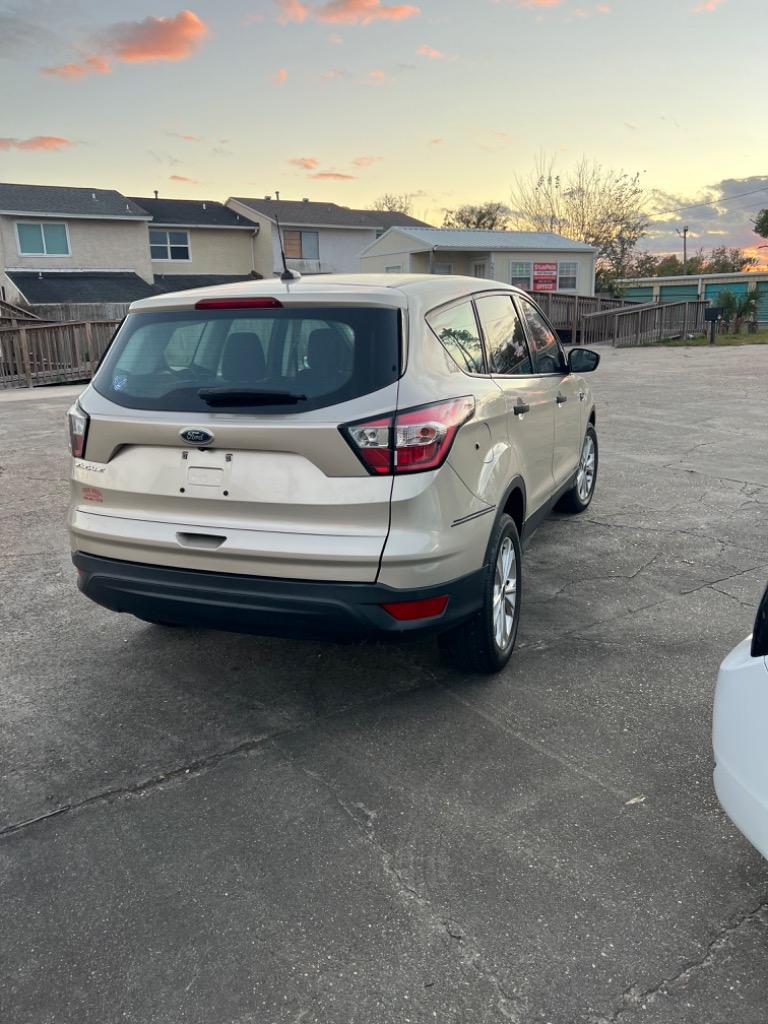 2018 Ford Escape S photo