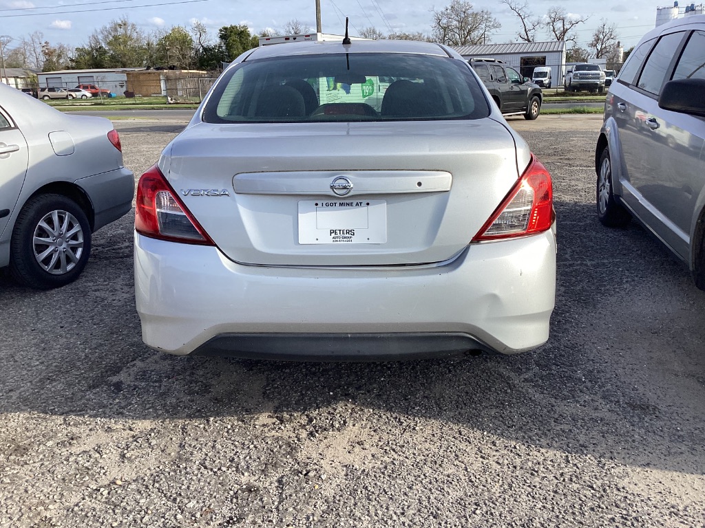 2015 Nissan Versa