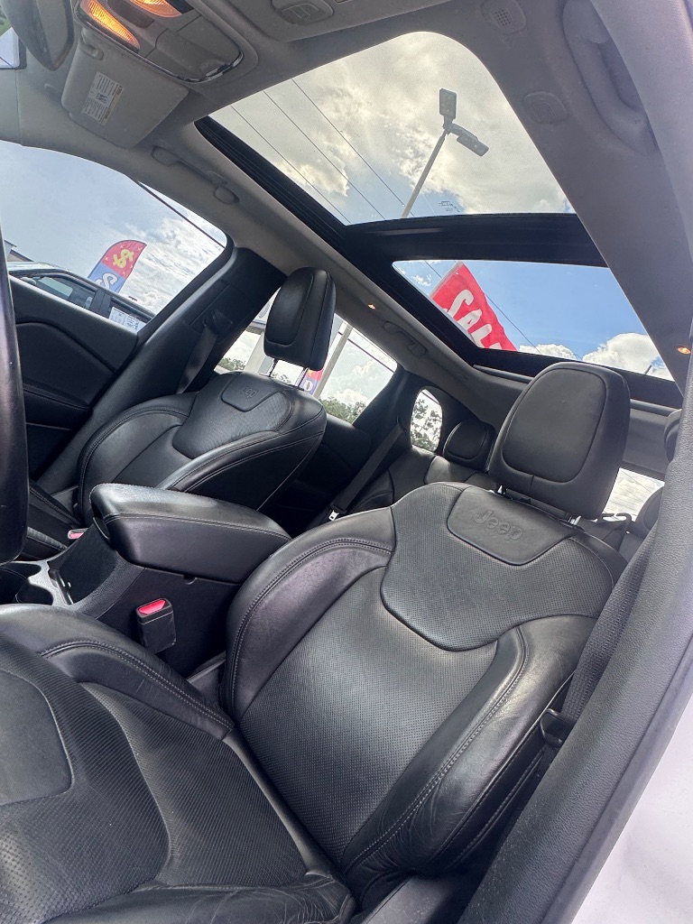 2020 Jeep Cherokee - $16,900