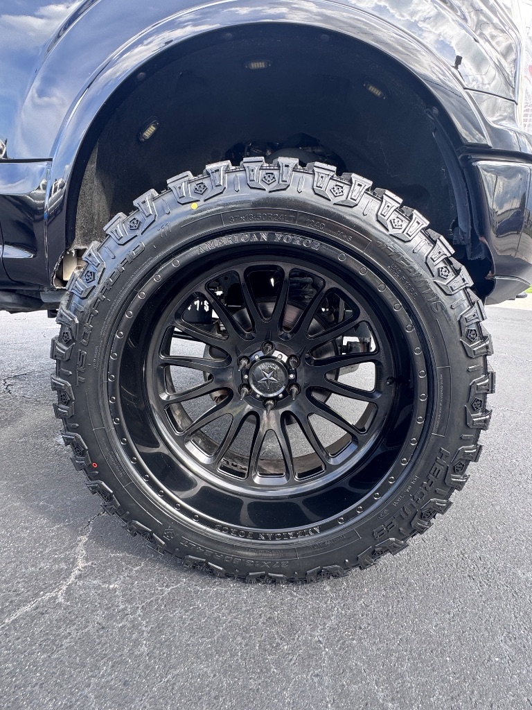 2019 Ford F-150 - $32,900