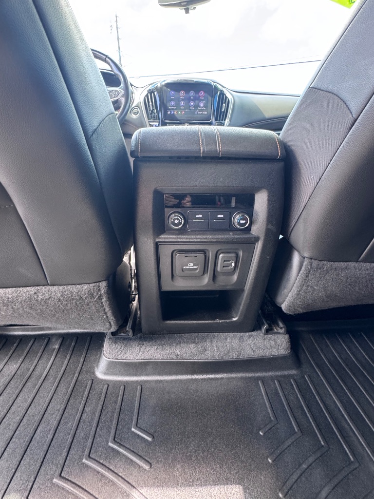 2020 Chevrolet Traverse - $19,900