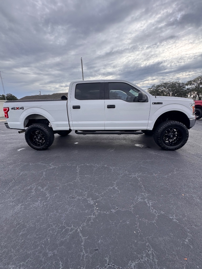 2018 Ford F-150 - $26,800