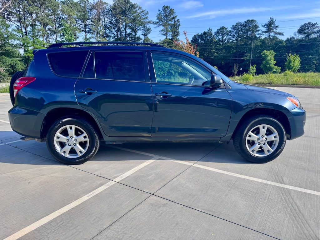 2012 Toyota RAV4 photo